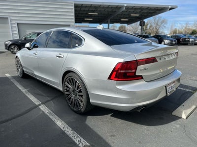 2018 Volvo S90 T5 Momentum