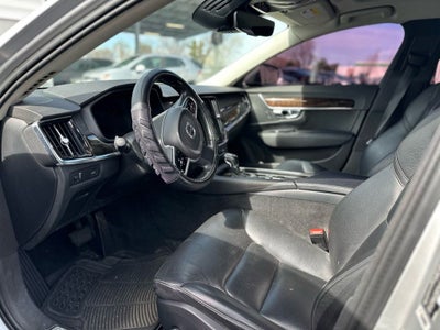 2018 Volvo S90 T5 Momentum