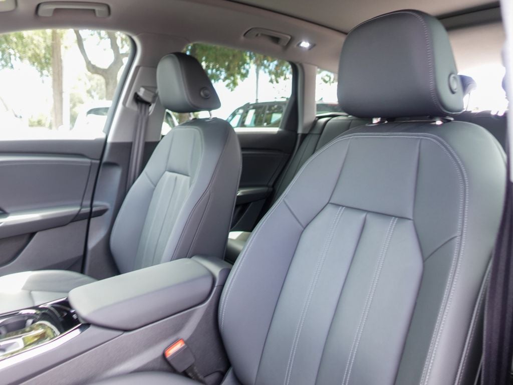 2025 Audi Q6 e-tron Premium