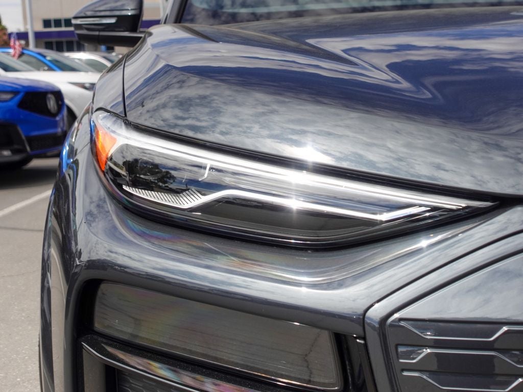 2025 Audi Q6 e-tron Premium