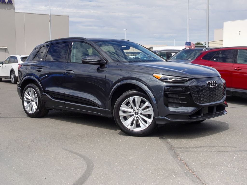 2025 Audi Q6 e-tron Premium