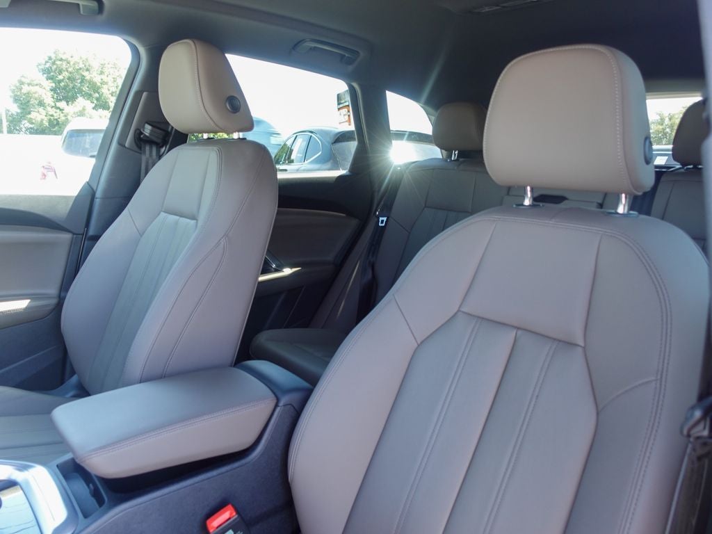 2025 Audi Q5 2.0T Premium quattro