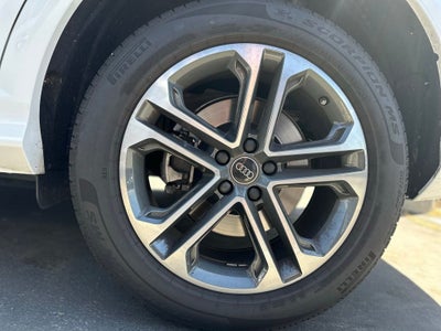 2025 Audi Q5 2.0T Premium quattro