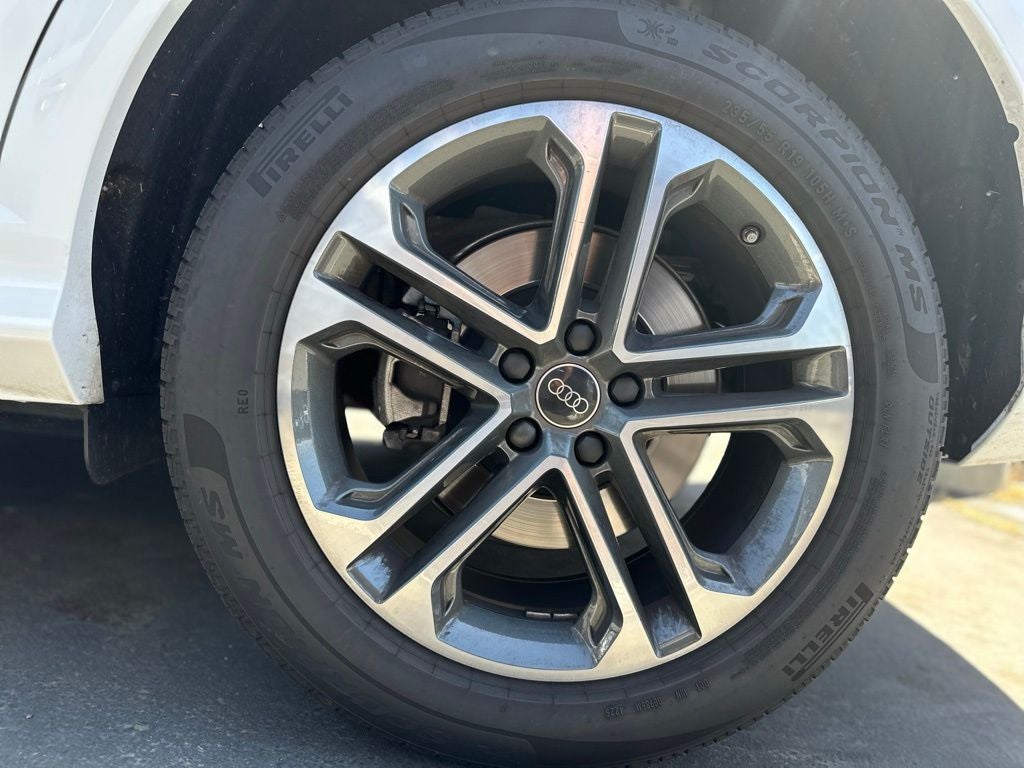 2025 Audi Q5 2.0T Premium quattro