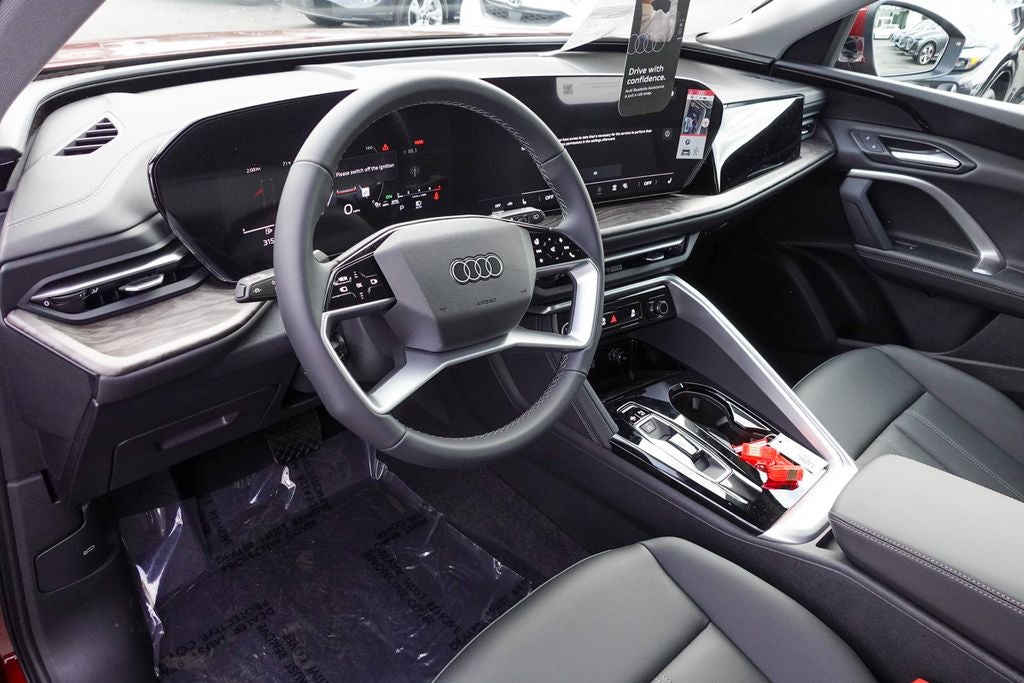 2025 Audi Q5 2.0T Premium quattro