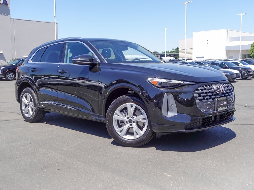 2025 Audi Q5 2.0T Premium quattro