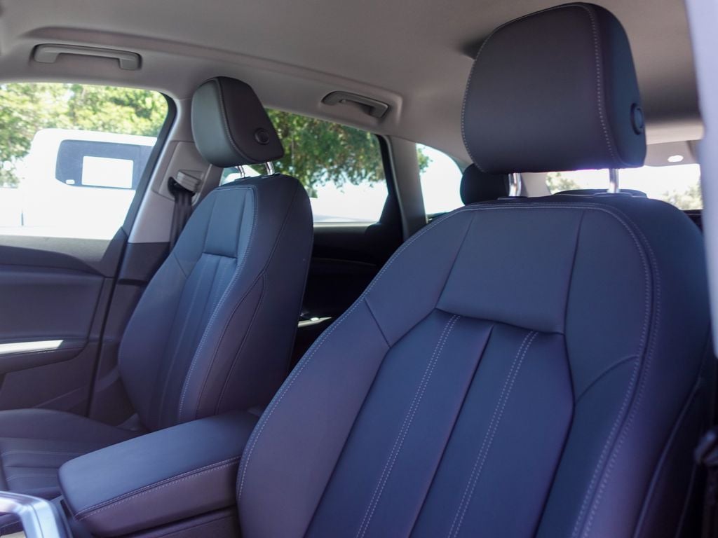 2025 Audi Q5 2.0T Premium quattro