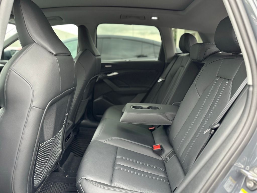 2025 Audi Q6 e-tron Premium Plus quattro