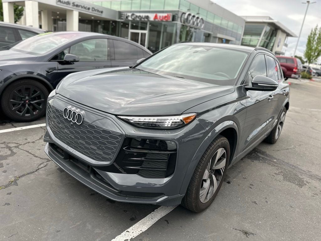 2025 Audi Q6 e-tron Premium Plus quattro