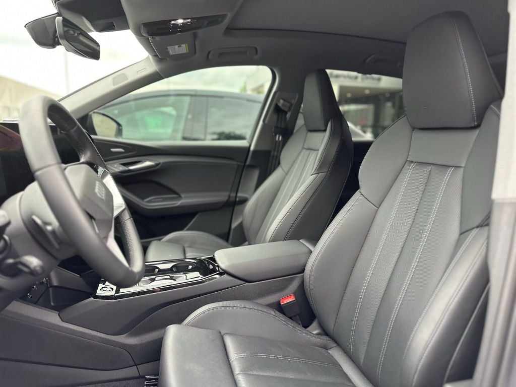 2025 Audi Q6 e-tron Premium Plus quattro