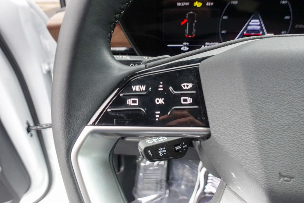 2025 Audi Q6 e-tron Premium Plus quattro