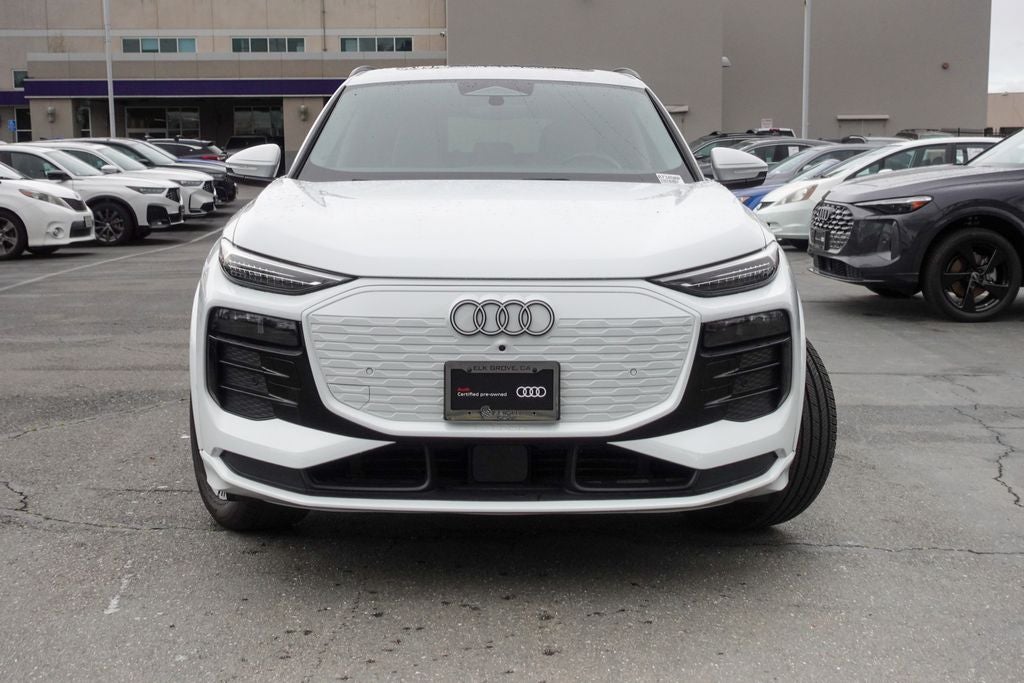 2025 Audi Q6 e-tron Premium Plus quattro