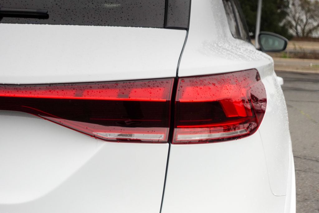 2025 Audi Q6 e-tron Premium Plus quattro