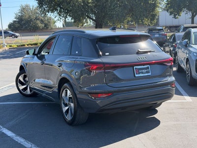 2025 Audi Q6 e-tron Premium Plus quattro