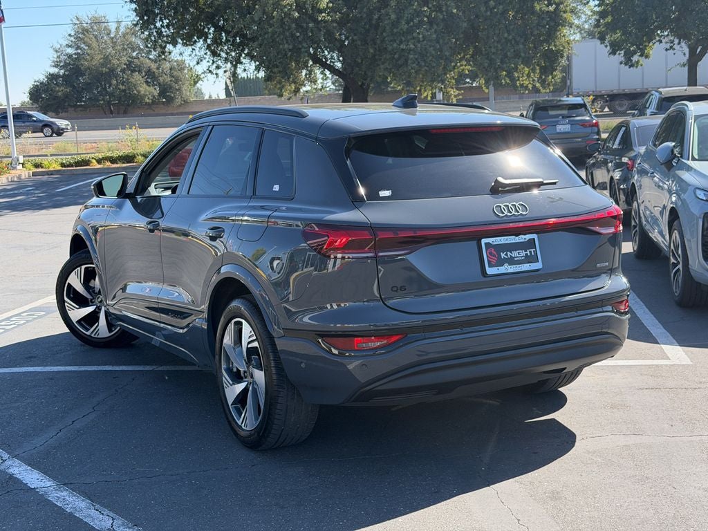 2025 Audi Q6 e-tron Premium Plus quattro