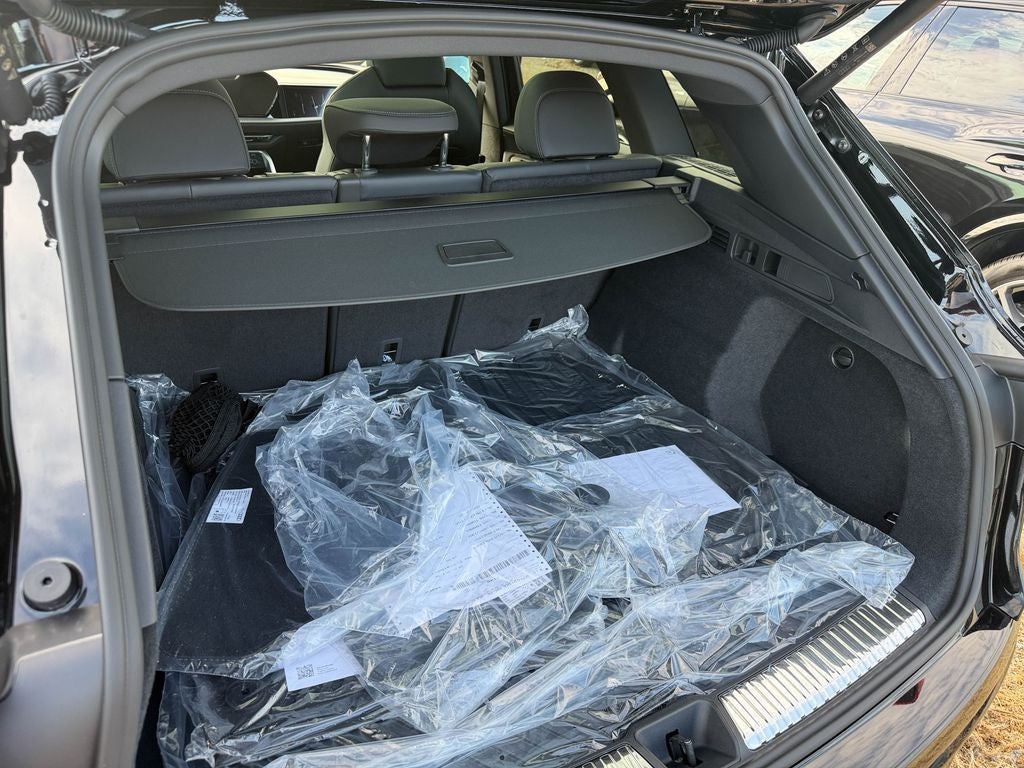 2026 Audi SQ5 Premium Plus quattro