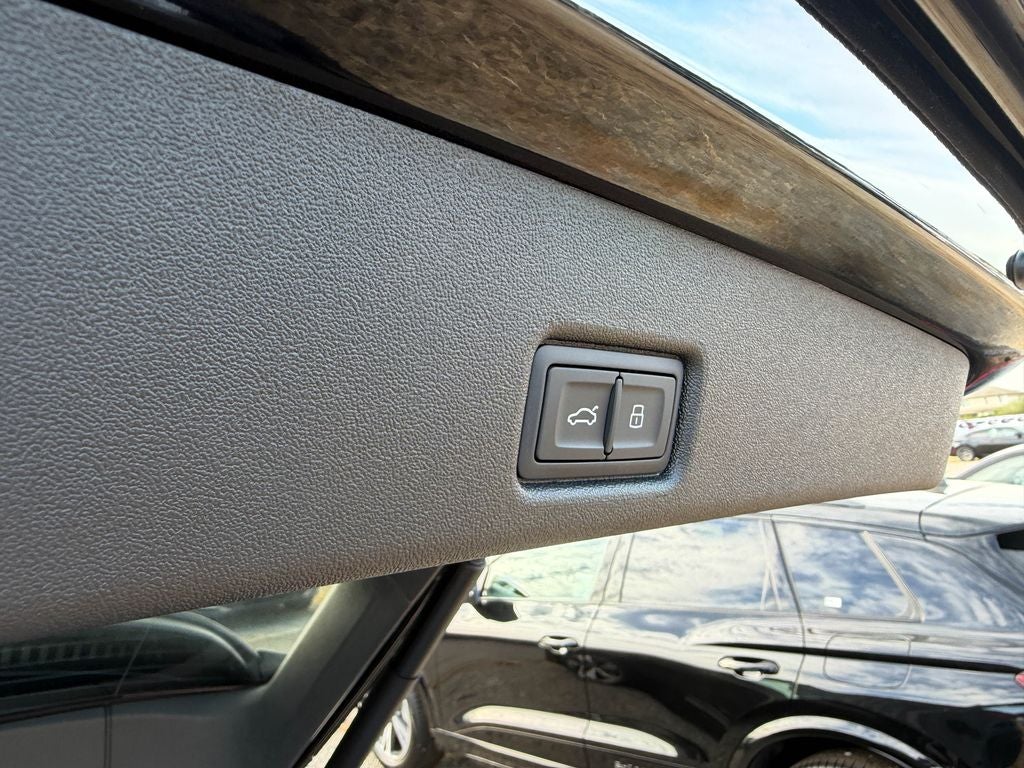 2026 Audi SQ5 Premium Plus quattro