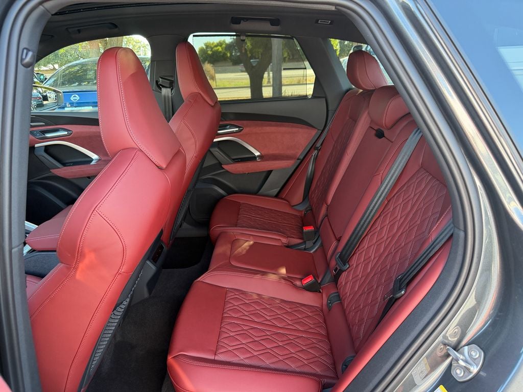 2026 Audi SQ5 Premium Plus quattro