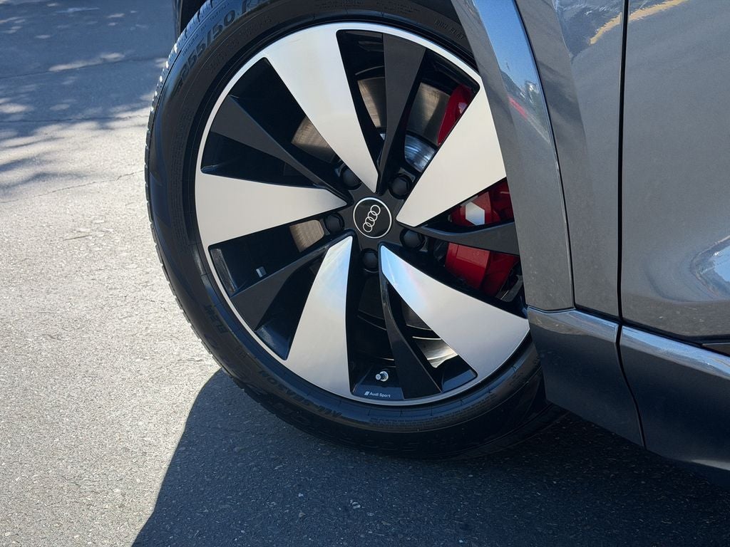 2027 Audi SQ6 e-tron Premium Plus quattro
