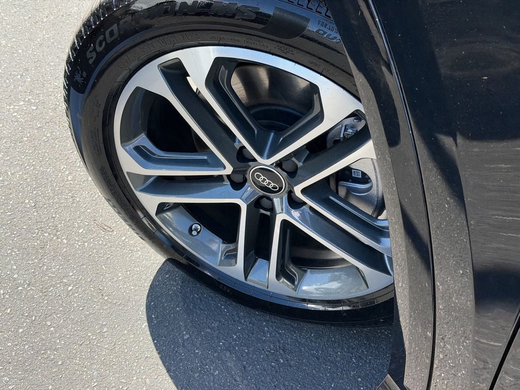 2026 Audi Q5 2.0T Premium Plus quattro