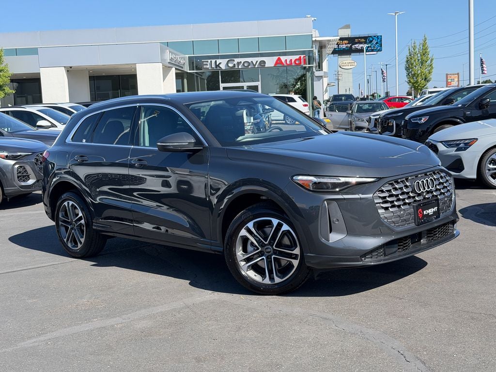 2026 Audi Q5 2.0T Premium Plus quattro