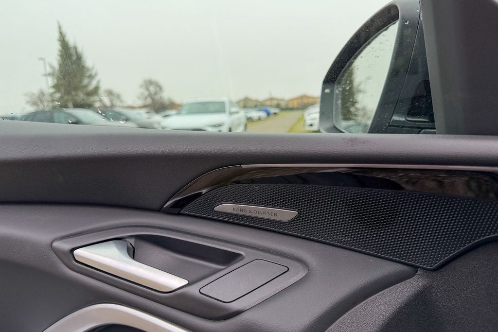 2025 Audi Q5 2.0T Premium Plus quattro