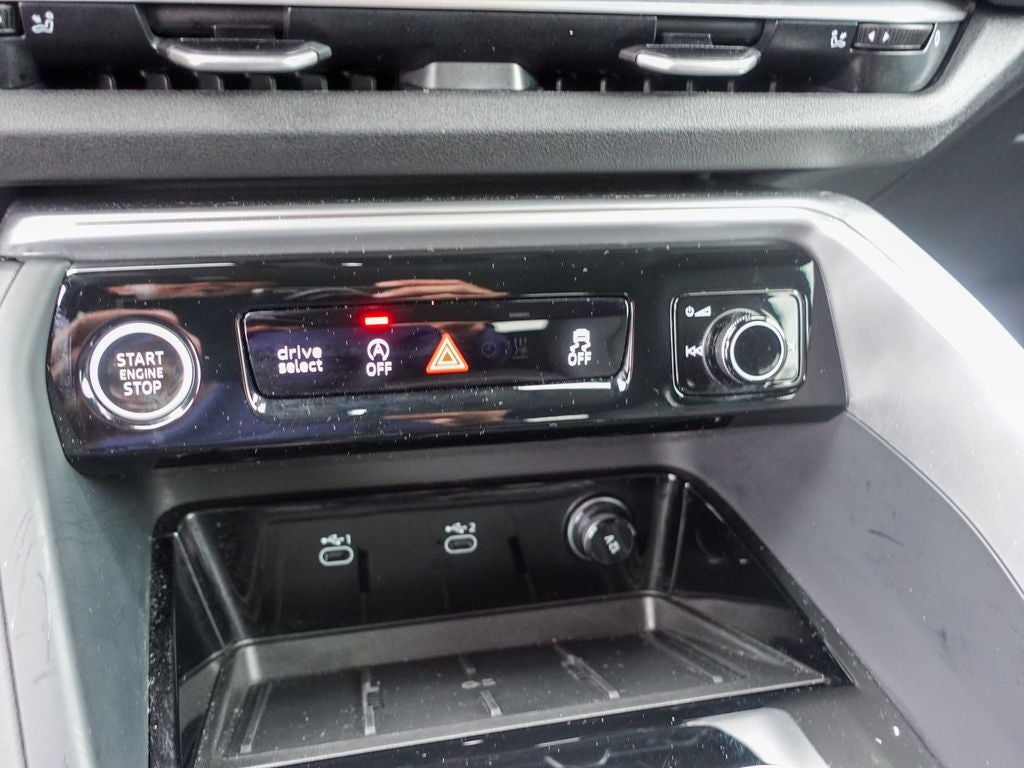 2025 Audi Q5 2.0T Premium Plus quattro