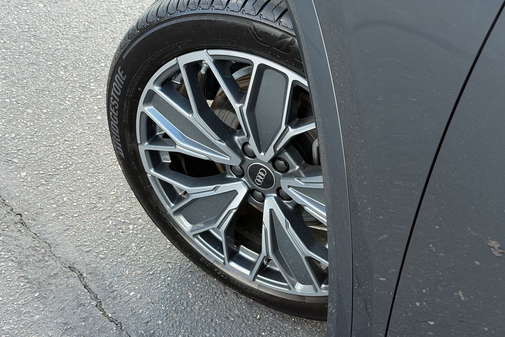 2025 Audi Q5 2.0T Premium Plus quattro