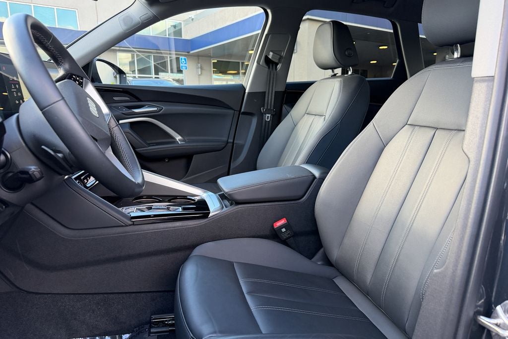 2025 Audi Q5 2.0T Premium Plus quattro