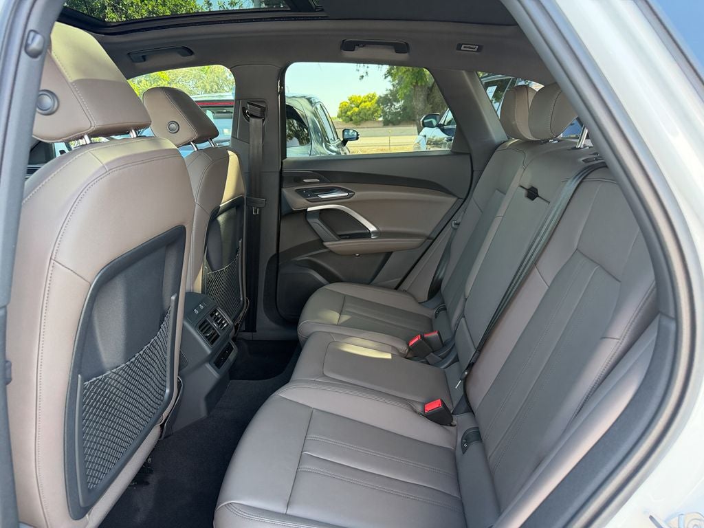 2026 Audi Q5 2.0T Premium Plus quattro
