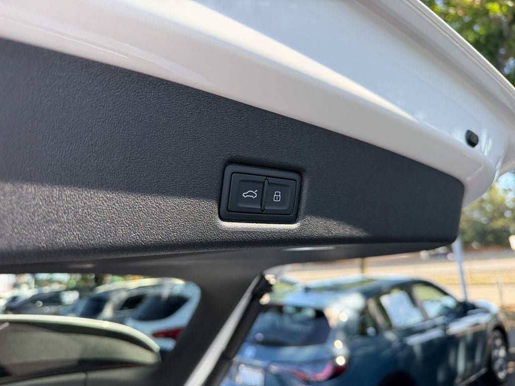 2026 Audi Q5 2.0T Premium Plus quattro