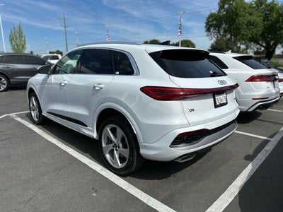 2025 Audi Q5 2.0T Premium Plus quattro