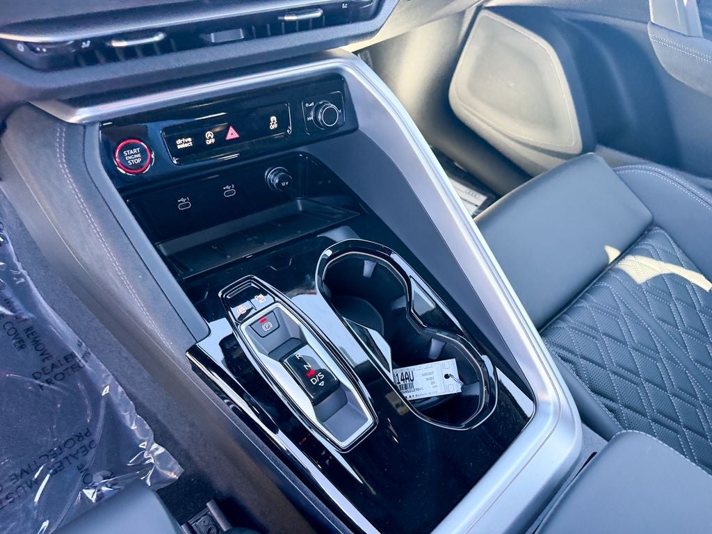 2025 Audi SQ5 3.0T Prestige quattro