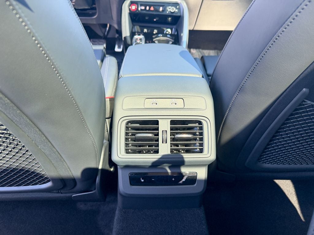 2025 Audi SQ5 3.0T Prestige quattro