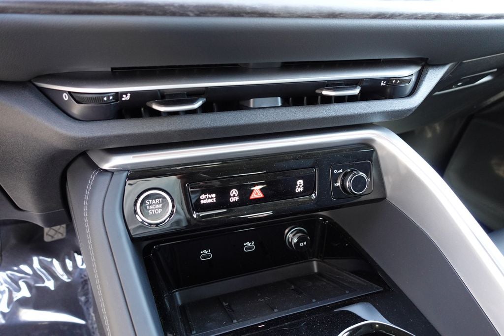 2025 Audi Q5 2.0T Prestige quattro