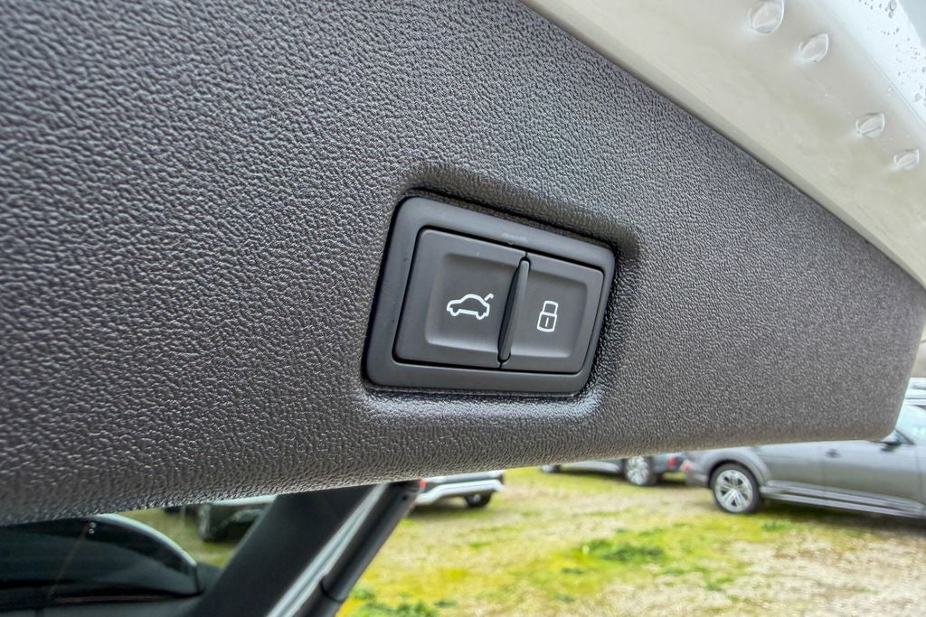 2025 Audi Q5 2.0T Prestige quattro