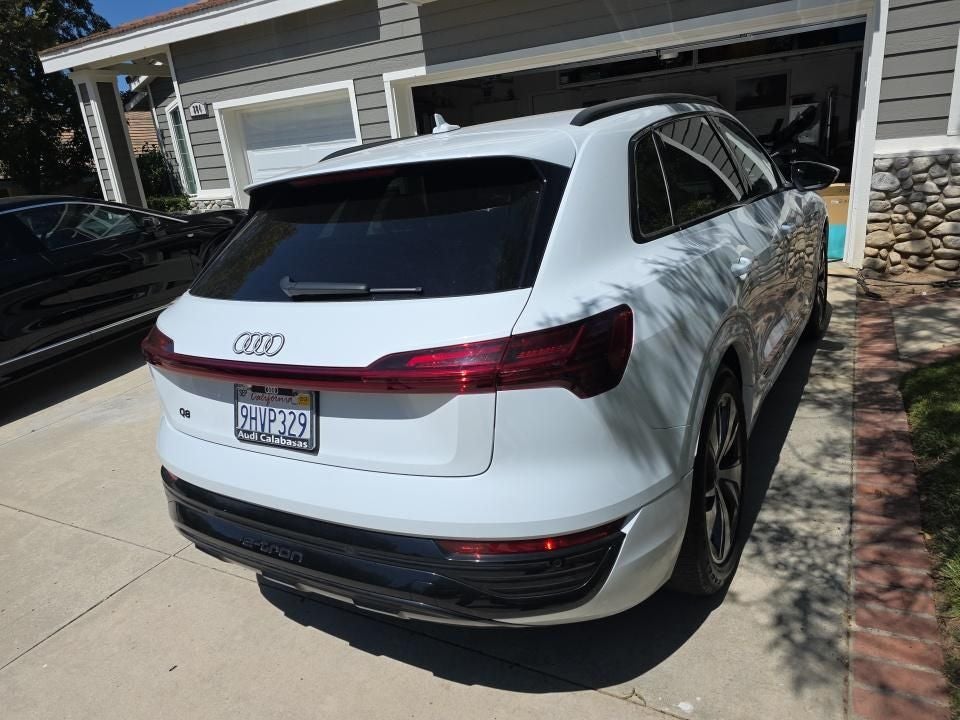 2024 Audi Q8 e-tron Premium quattro