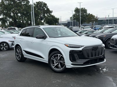 2027 Audi Q6 e-tron Premium quattro