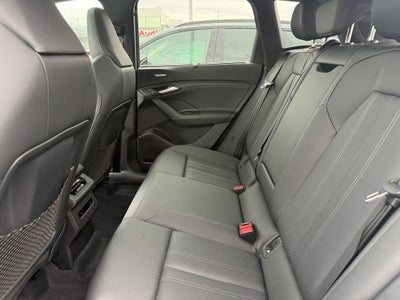 2027 Audi Q6 e-tron Premium quattro