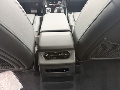2027 Audi Q6 e-tron Premium quattro
