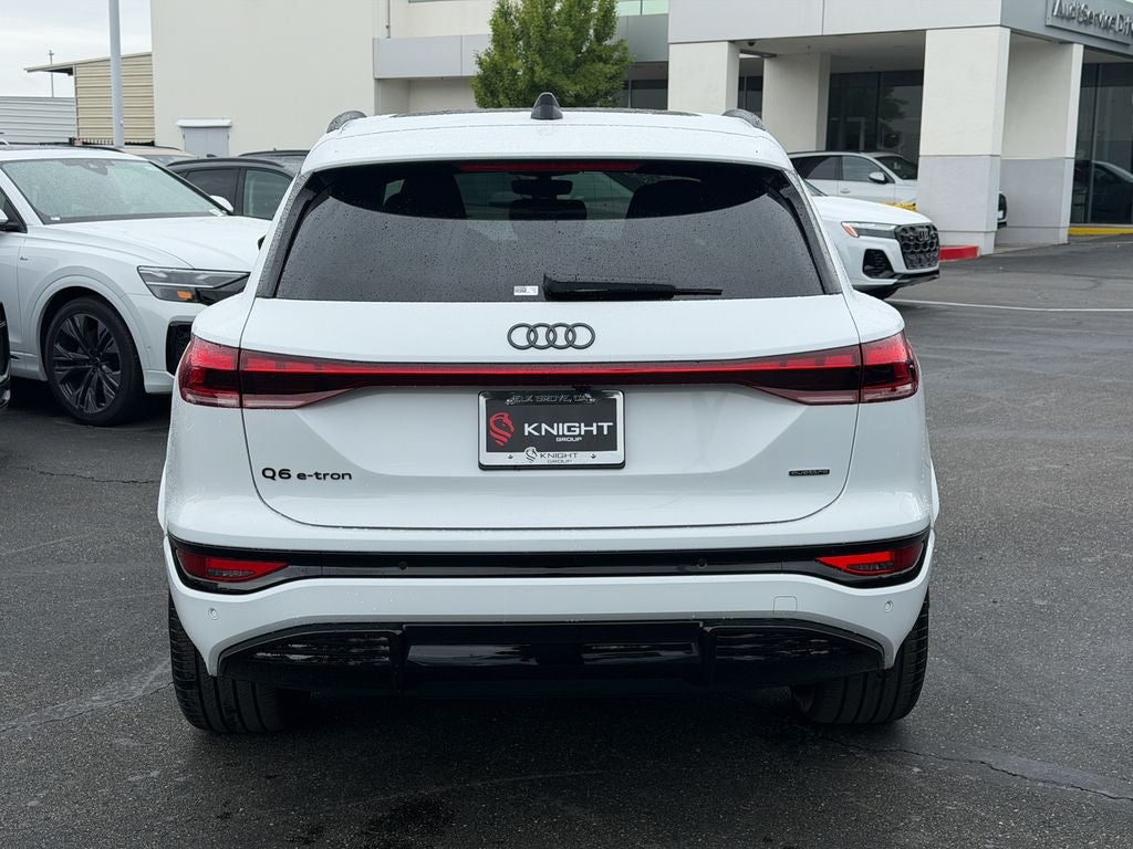 2027 Audi Q6 e-tron Premium quattro