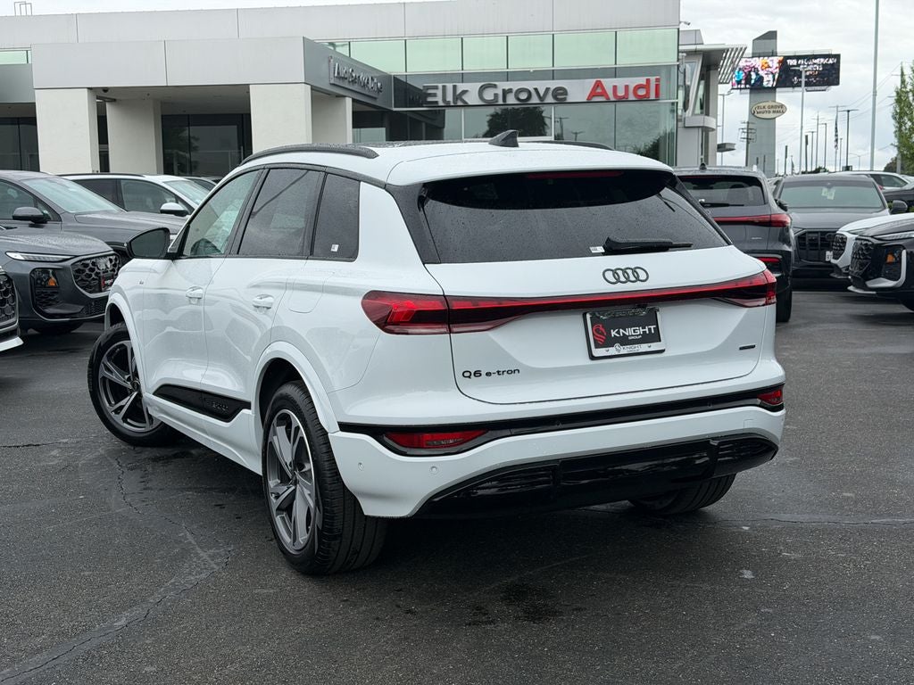 2027 Audi Q6 e-tron Premium quattro
