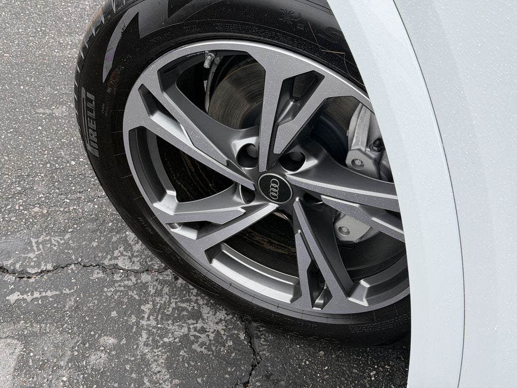 2027 Audi Q6 e-tron Premium quattro