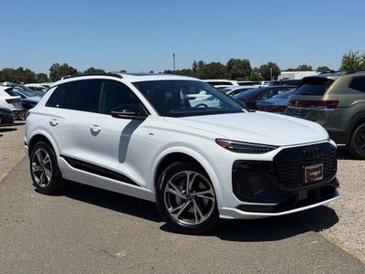 2027 Audi Q6 e-tron Premium Plus quattro