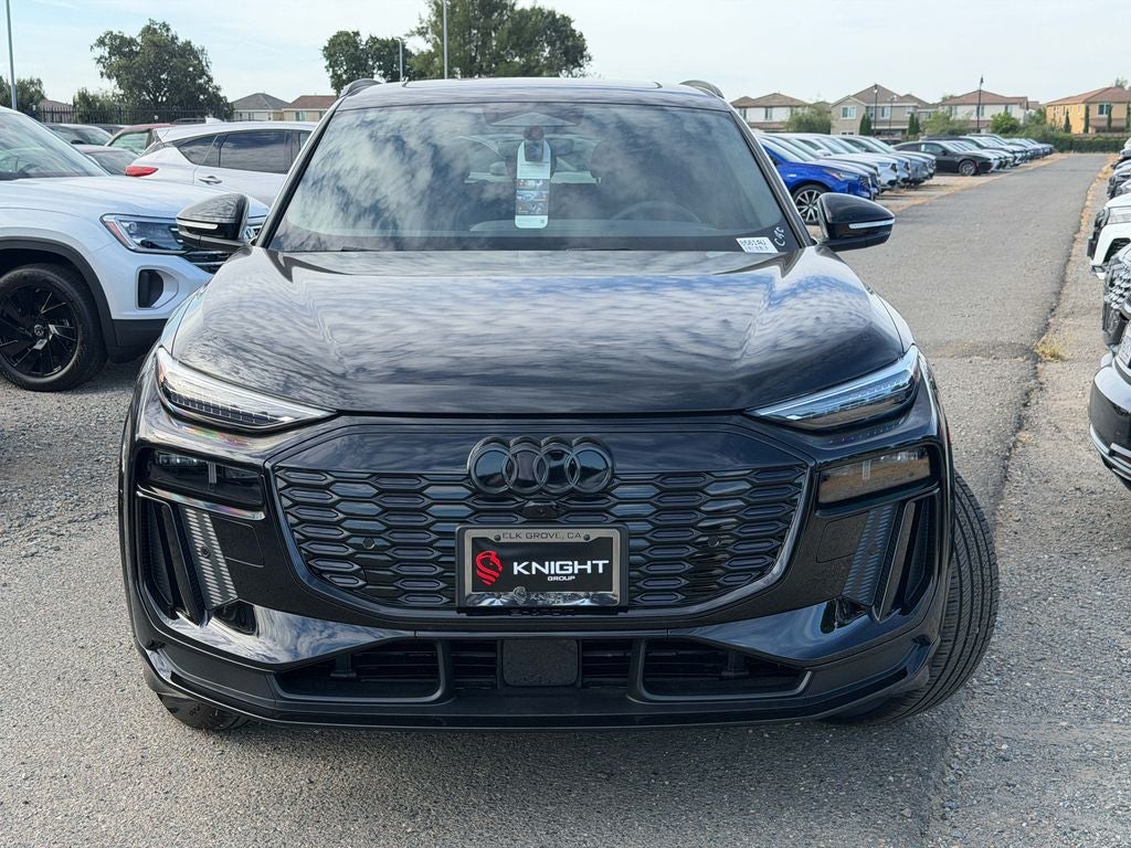 2027 Audi Q6 e-tron Premium Plus quattro