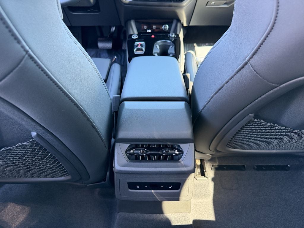 2027 Audi Q6 e-tron Premium quattro