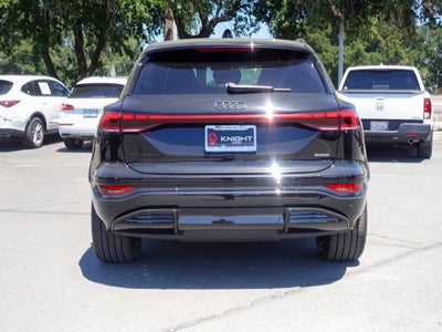 2027 Audi Q6 e-tron Premium quattro