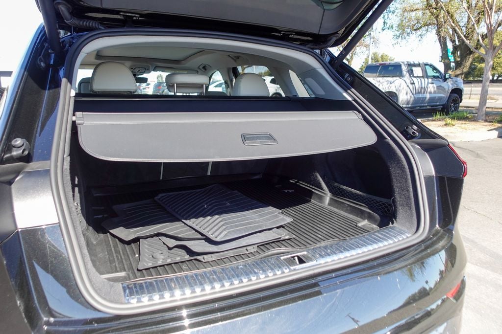 2024 Audi Q8 e-tron Premium Plus quattro