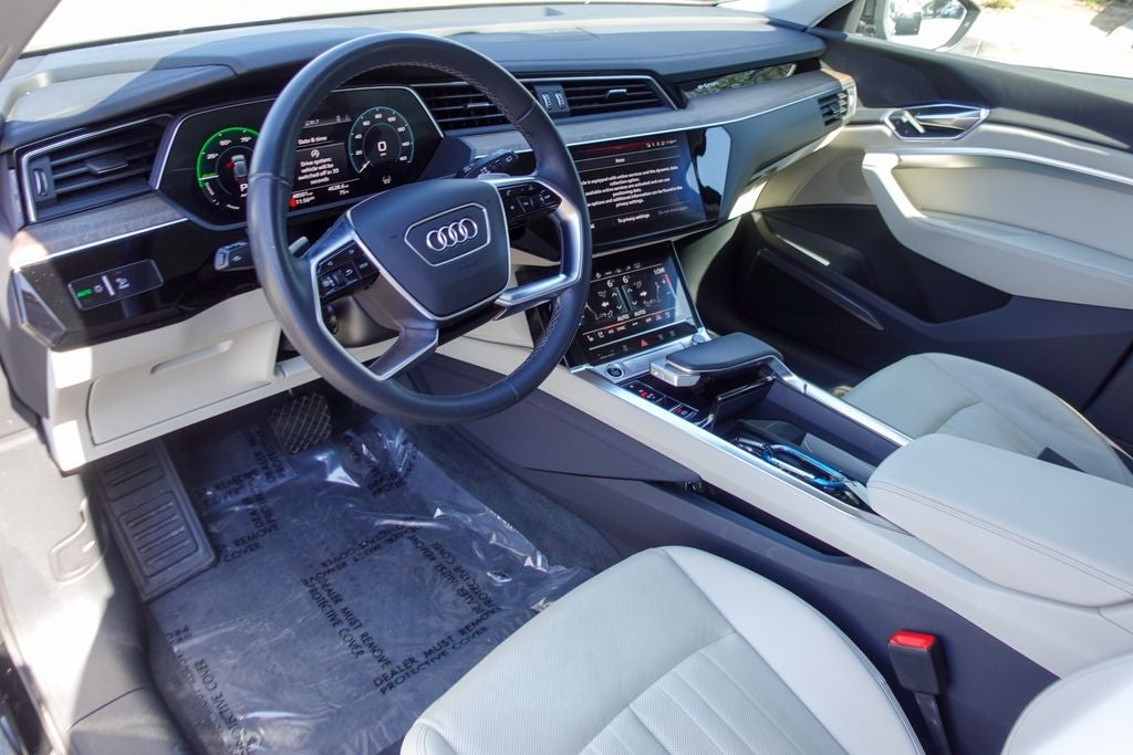 2024 Audi Q8 e-tron Premium Plus quattro