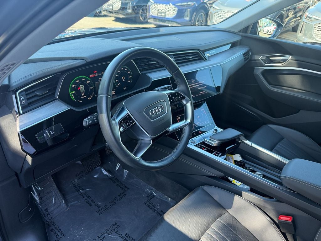 2024 Audi Q8 e-tron Premium Plus quattro